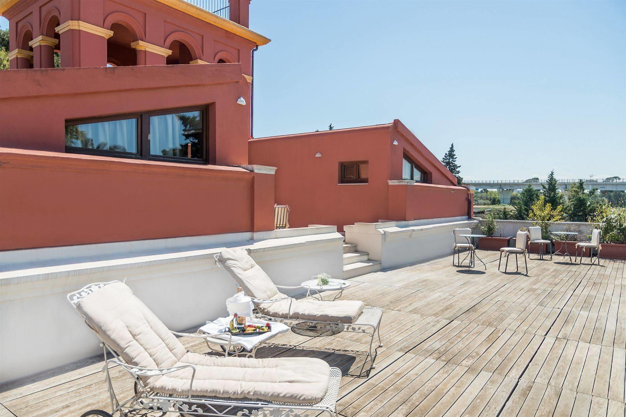 Hotel Terranobile Metaresort Bari Exterior foto